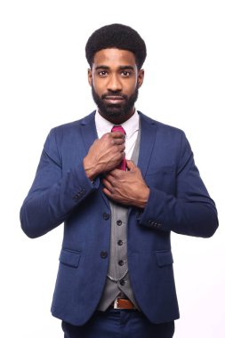 Beyaz arka plan önünde güzel iş adamı