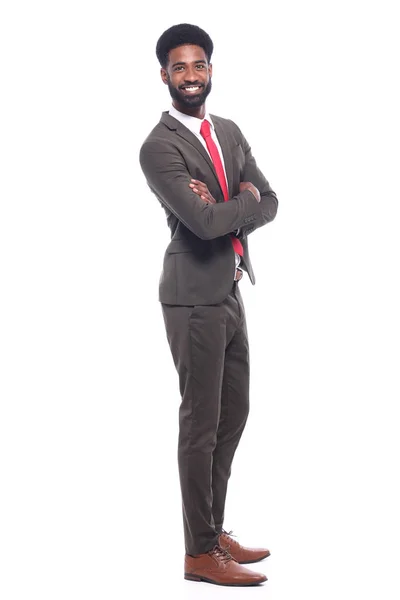 Beyaz arka plan önünde mutlu siyah adam