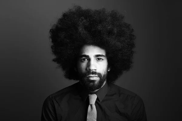 Feliz Afro Homem Frente Fundo Branco — Fotografia de Stock