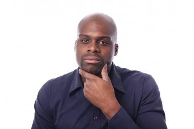 Güzel bir adamın portresi.