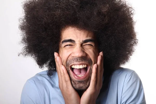 Mutlu Bir Afro Adam Portresi — Stok fotoğraf
