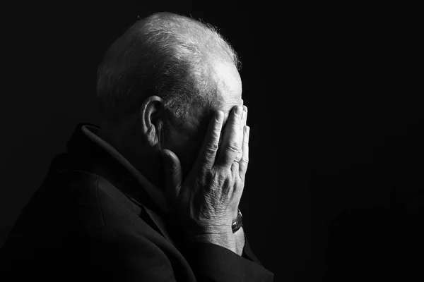 Güzel ve yakışıklı ihtiyar