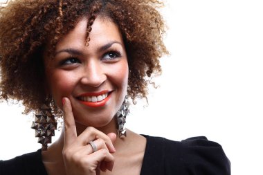 Güzel bir afro kadın portresi