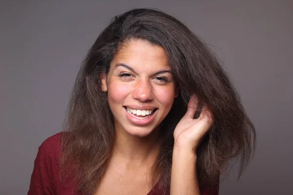 Prachtige Mooie Afro Vrouw — Stockfoto