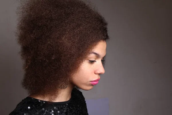 完璧な美しい黒人女性 — ストック写真