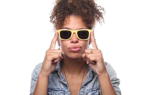 Schöne Glückliche Afro Frau — Stockfoto