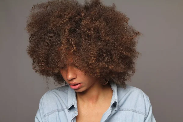 Perfecte Mooie Afro Vrouw — Stockfoto