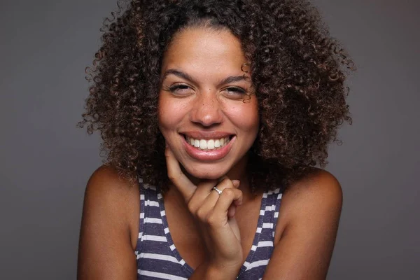 Perfekte Schöne Afro Frau — Stockfoto