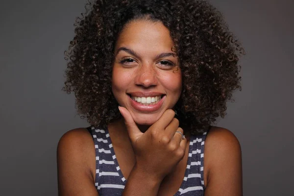 Perfeito Bela Mulher Afro — Fotografia de Stock