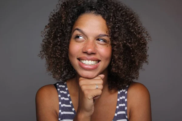 Perfeito Bela Mulher Afro — Fotografia de Stock