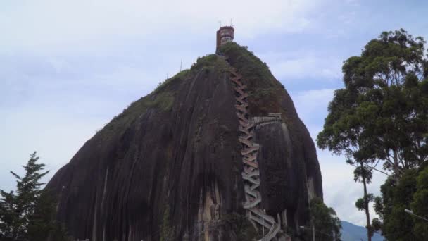 Piedra Del Peol Rock Guatape Colombia — Stock Video
