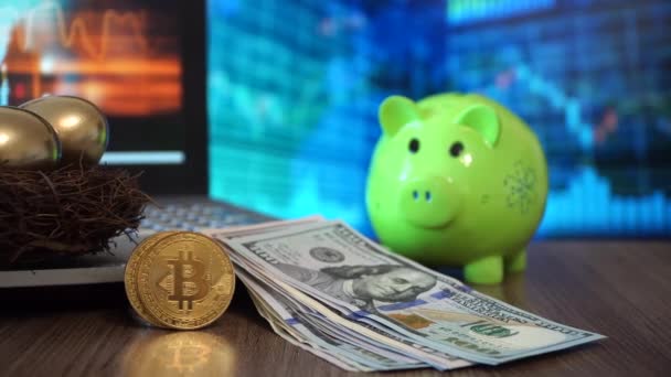 Goldenes Bitcoin Digitalgeld Und Dollar — Stockvideo