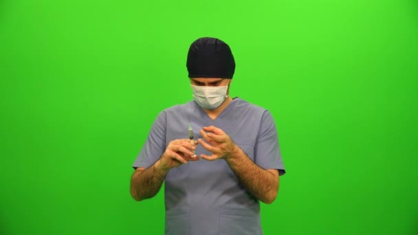 Kirurg Med Nål Grön Skärm — Stockvideo