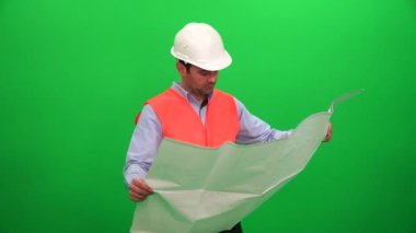 Teknik İnşaat çizimleri yeşil arka plan üzerinde kontrol mimar 