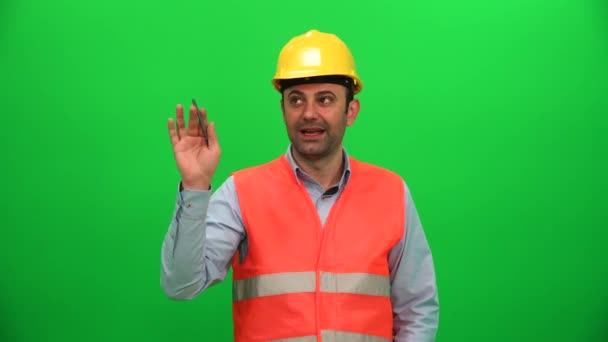 Engineer Worker Talking Presenting Construction — Stock Video