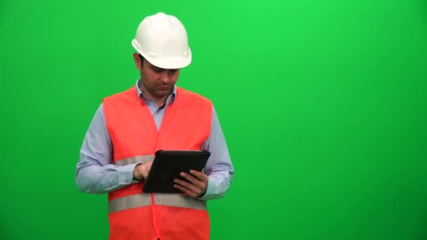 Ingenieur Oder Architektur Die Präsentation Mit Tablet Auf Digitalem Bildschirm — Stockvideo