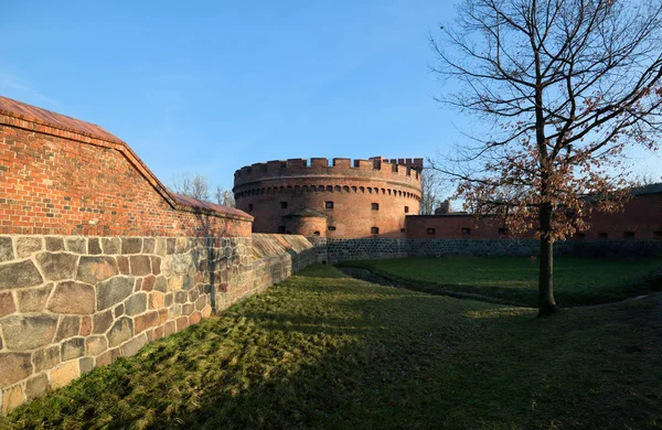 Torre defensiva Doña. Kaliningrado. Rusia — Foto de Stock