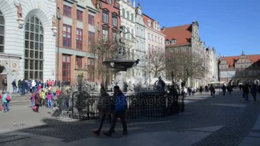 Eski kasaba Gdansk Neptün Çeşmesi