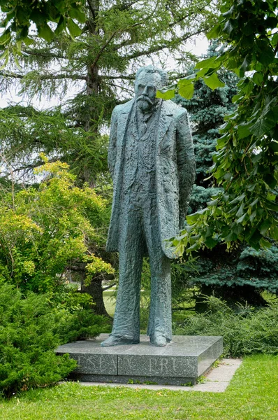 Boleslaw Prus Statue. Warschau — Stockfoto