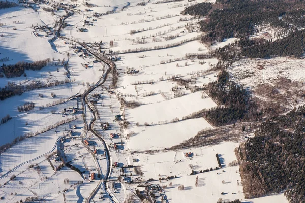 Montagnes dans le village de Nowy Gieratw — Photo