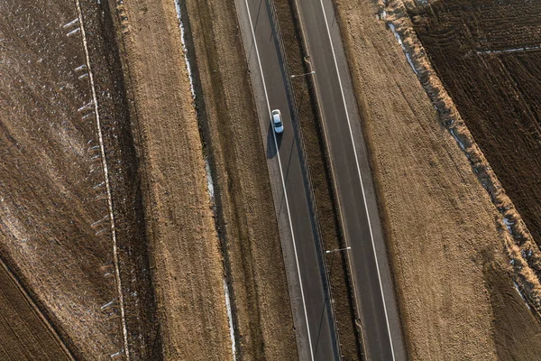 Estrada na Polônia durante o inverno — Fotografia de Stock