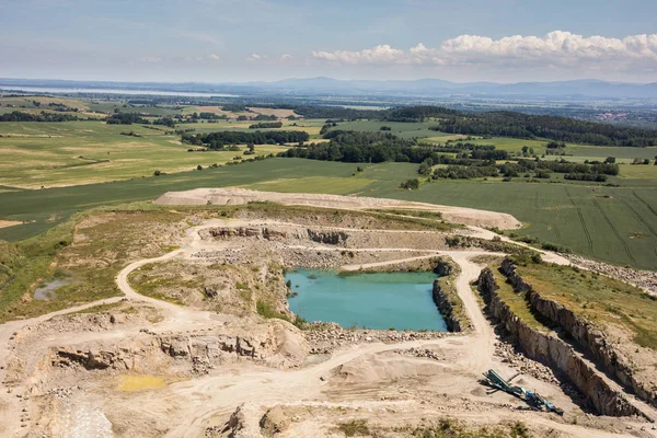 Vista aérea de la cantera de roca en Polonia — Foto de Stock