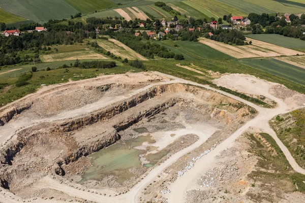 Vista aérea de la cantera de roca en Polonia —  Fotos de Stock