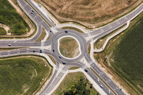 Luchtfoto van rotonde weg — Stockfoto