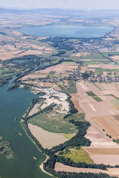 Vista aérea del lago verde — Foto de Stock