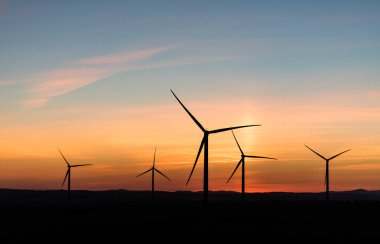 Rüzgar türbinleri havadan görünümü