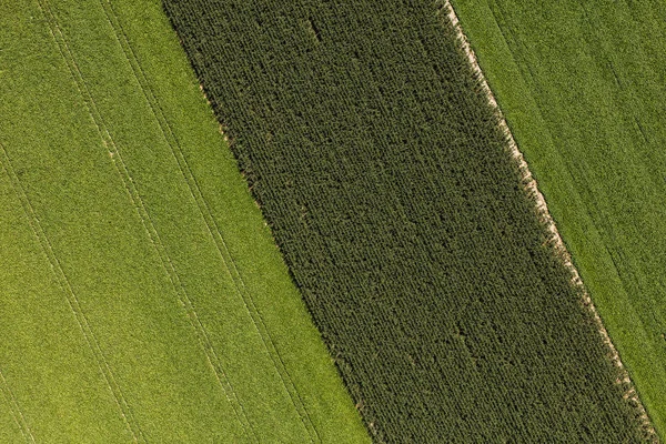 Luchtfoto van het Tsjechische landschap in de buurt van Nysa stad — Stockfoto
