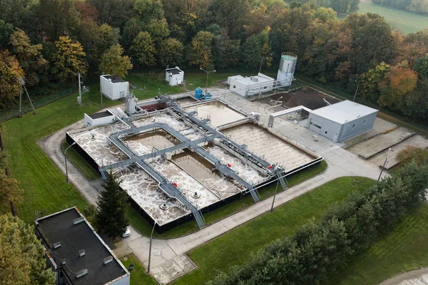 Vue aérienne de la station d'épuration des eaux usées — Photo