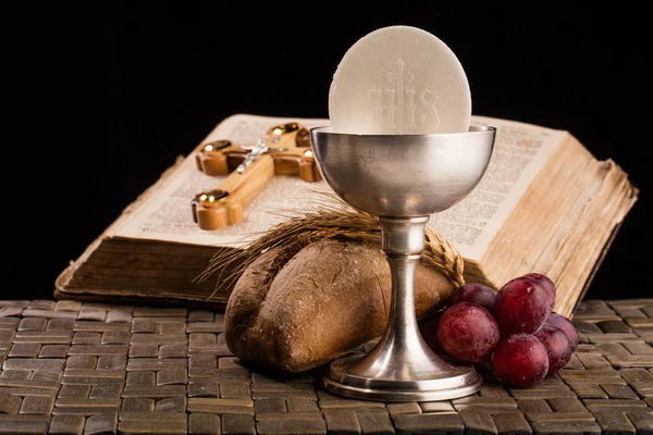 Hıristiyan Cemaat Kompozisyon Masada — Stok fotoğraf