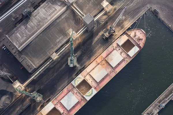 Aerial View Winter Harbor Poland Loading Bulk Carrier Cranes — Stock Photo, Image