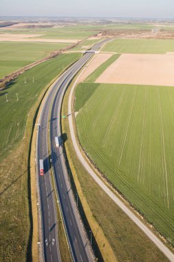 Otobanın havadan görünüşü