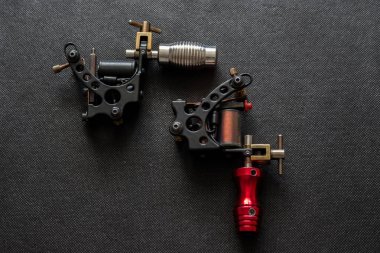 Dövme makinesi ve iğneler, dövme aksesuarları