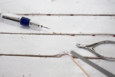 Natürmort manikür ekipmanlı, Manikür, tırnak bakım aracı