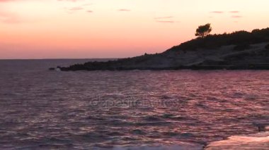 kırmızı renk deniz günbatımı, yaz aylarında akşam