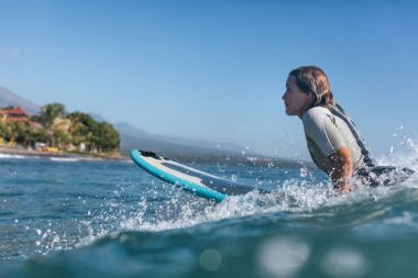 Surf kadın