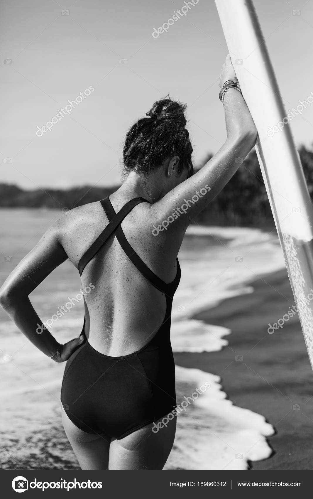 Back View Young Girl Swimsuit Posing Surfboard Ocean Black White Stock  Photo by ©OlgaSinenkoBO 189860312