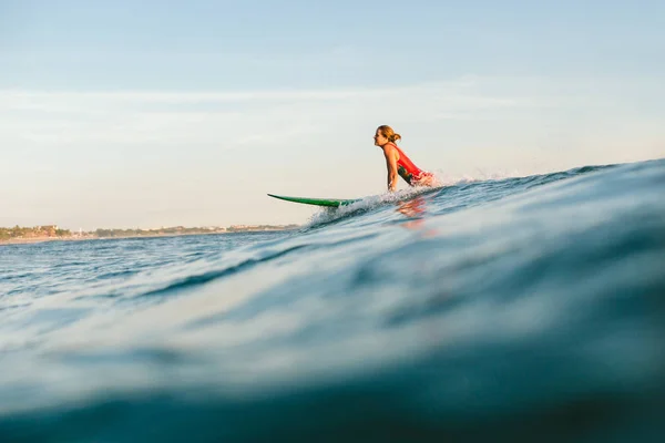 Surfing — Stock Photo, Image