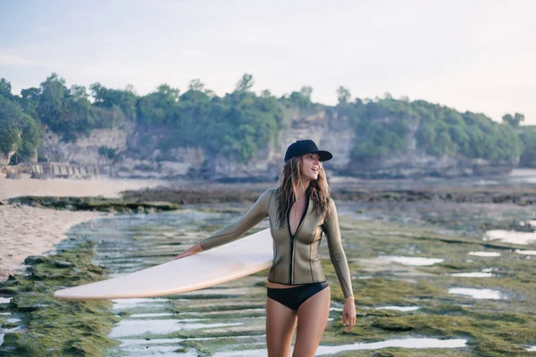 Traje de neopreno — Foto de stock gratuita