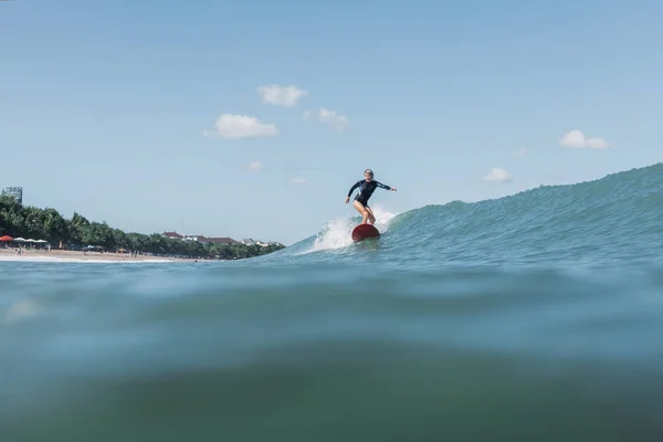 Surfeur — Photo de stock