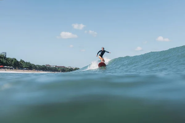 Surfer — Stock Photo