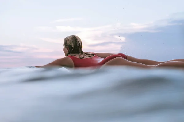 Surfing — Stock Photo