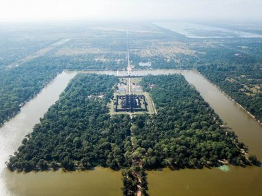 Angkor wat Tapınağı bir dron, ile DJI indeks işlem mavic pro, Kamboçya Tapınak, yağmur ormanı ile atış yukarıdan, 
