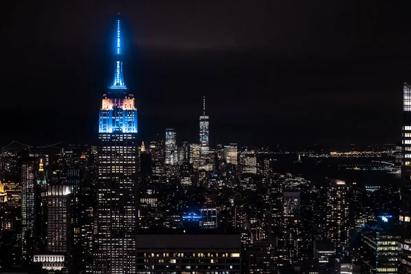 New York, New York, Usa gece silueti, Manhattan 'daki Empire State binasından manzara, New York' un gece silueti. fotoğrafçılık