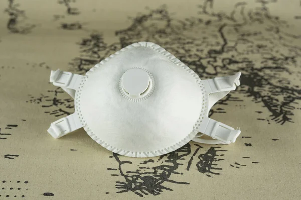 Corona Virüsü. Beyaz arka planda Coronavirus 'lu Virion. 2019-Ncov. Çin 'de zatürree salgınına neden olan virüs. Bilim ve tıbbi kullanım için vektör illüstrasyonu