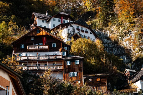 Hagyományos Régi Házak Hallstatt Ban Gyönyörű Őszi Kilátás Hallstattra Hallstatt — Stock Fotó