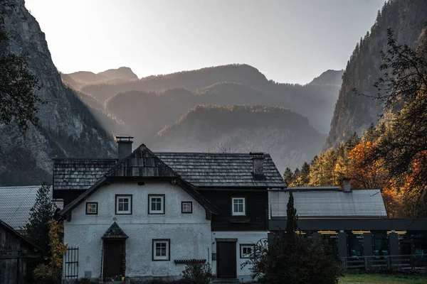 Beau Coucher Soleil Automne Dans Vallée Hallstatt Coucher Soleil Montagne — Photo